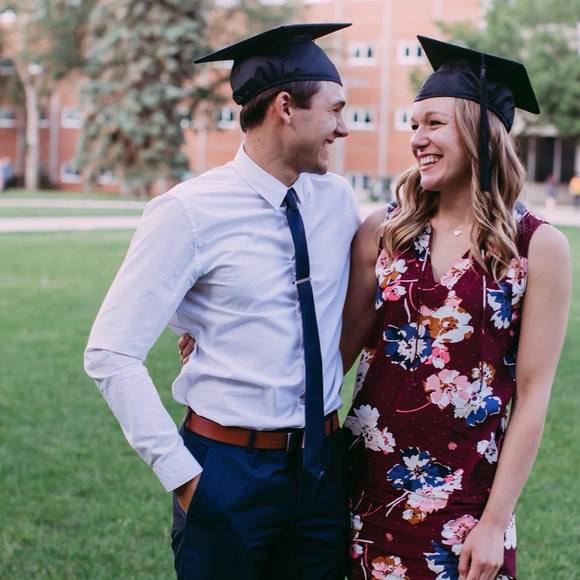 Meet your Posher, Mikayla - Picture 1 of 1